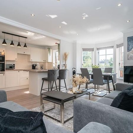 Luxury 2Bed 2Bath Flat In City Centre- Free Parking! Διαμέρισμα Εδιμβούργο Εξωτερικό φωτογραφία